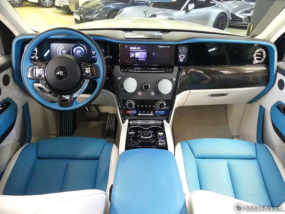 Rolls-Royce Cullinan 2025 photo 4
