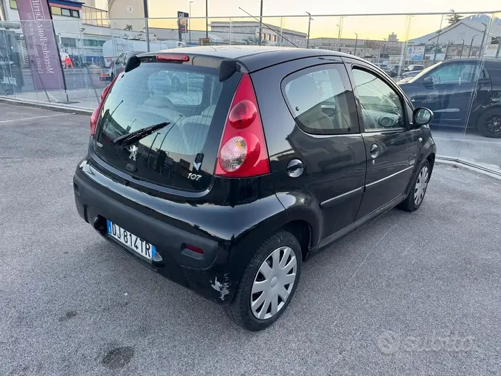 Peugeot 107 2007 photo 4