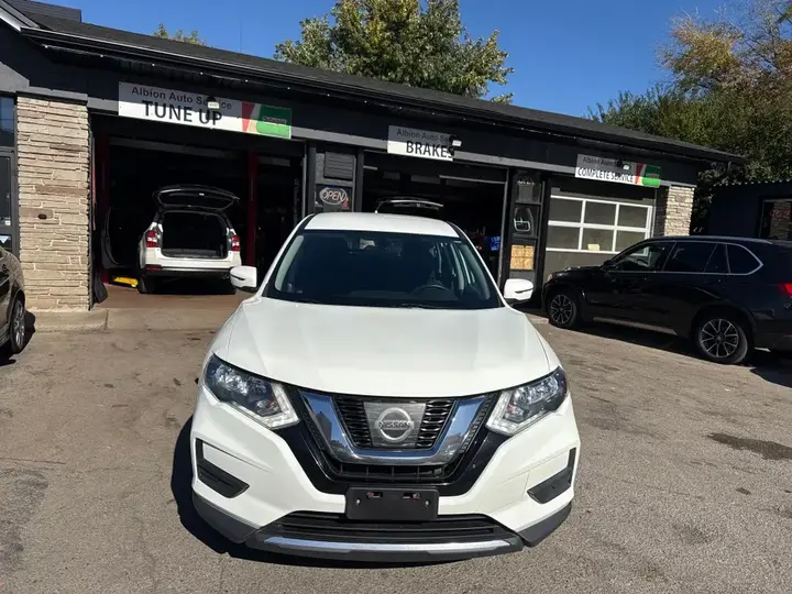 Nissan Rogue 2017 photo 2
