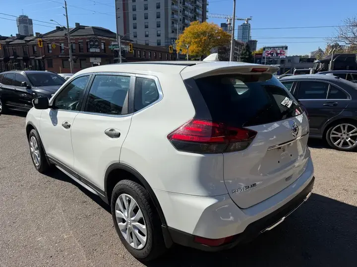 Nissan Rogue 2017 photo 5