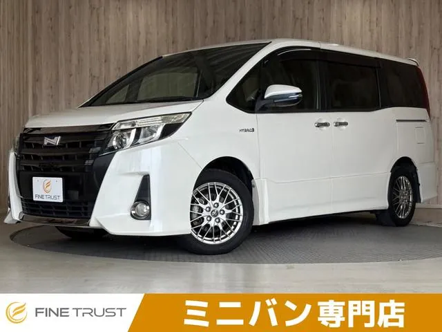 Toyota Corolla Hybrid Si Doubleback