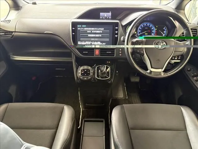Toyota Corolla Hybrid Si Doubleback 2017 photo 3