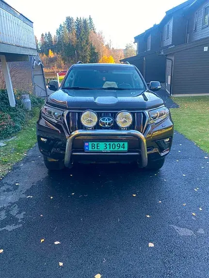 Toyota Land Cruiser 2022 photo 2