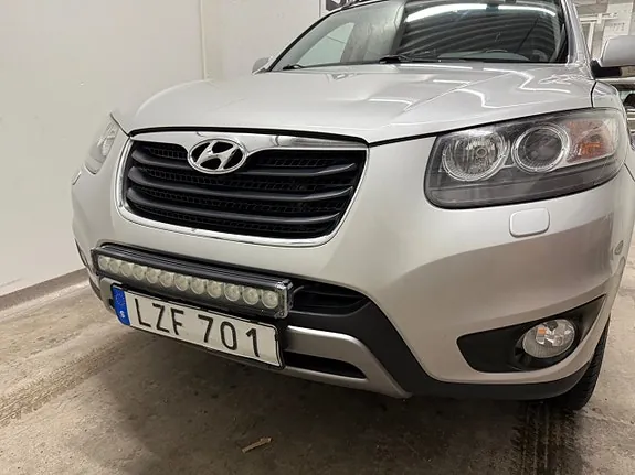 Hyundai Santa Fe 2012 photo 2