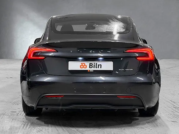 Tesla Model 3 2024 photo 5