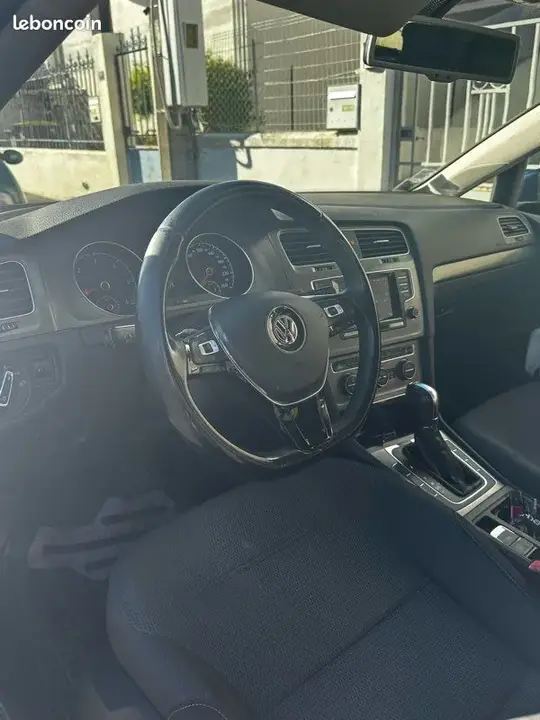 Volkswagen Golf 2013 photo 3