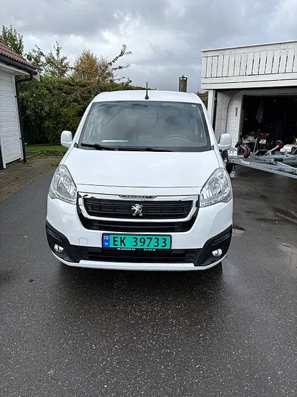 Peugeot Partner 2017 photo 2