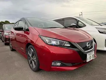 Nissan Leaf 2018 photo 2