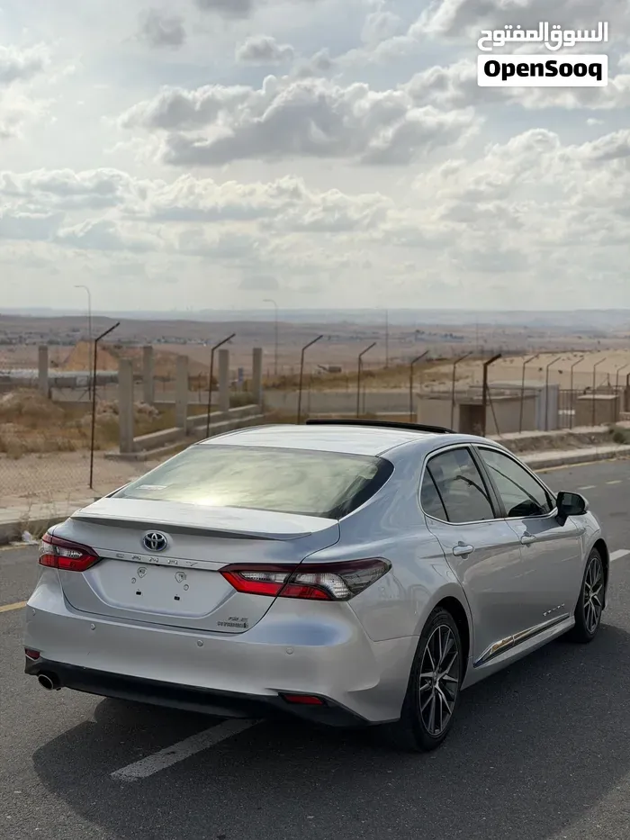 Toyota Camry 2023 photo 2