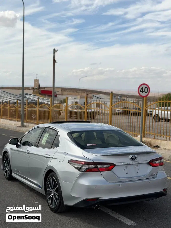 Toyota Camry 2023 photo 4