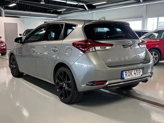Toyota Auris 2017 photo 5