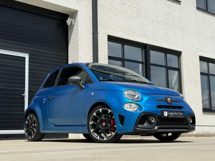 Abarth 595 2021 photo 2