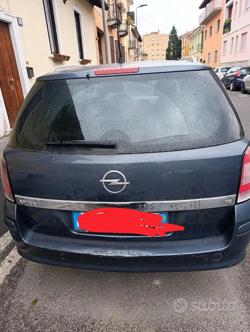 Opel Astra 2008 photo 4
