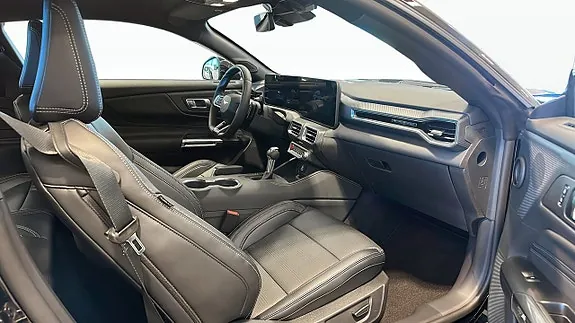 Ford Mustang 2026 photo 3