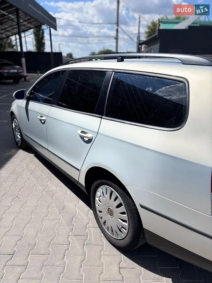Volkswagen Passat 2010 photo 4