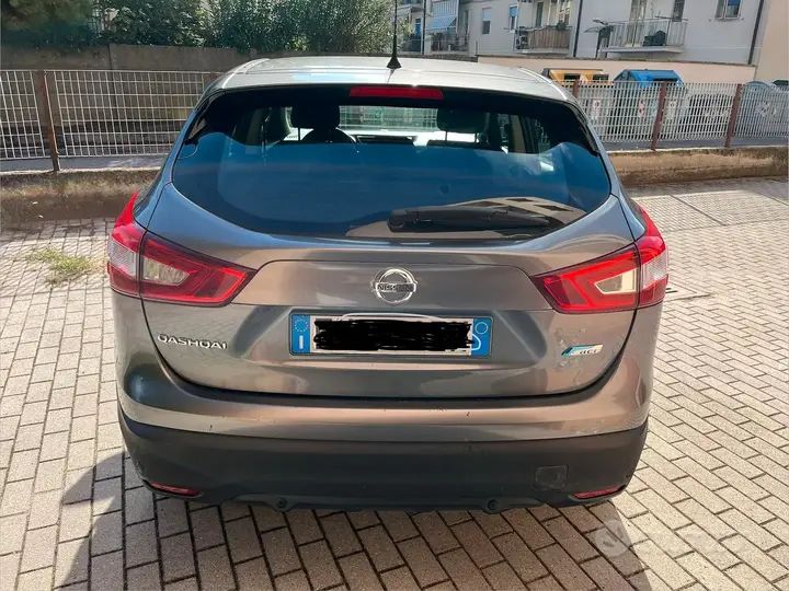 Nissan Qashqai 2014 photo 3