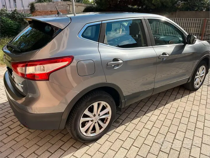 Nissan Qashqai 2014 photo 4