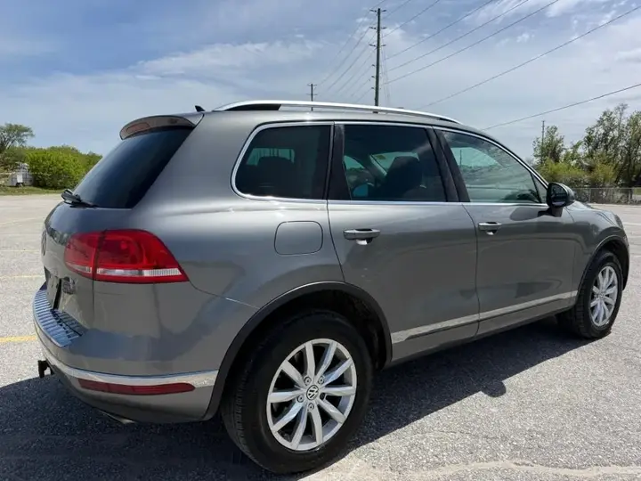 Volkswagen Touareg 2017 photo 5