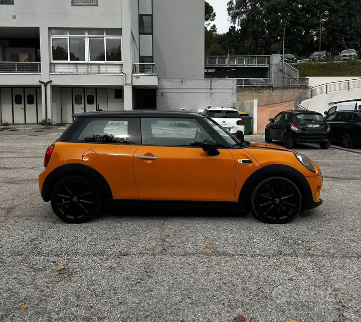 Mini Mini Cooper 2014 photo 2