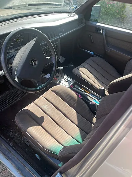 Mercedes-Benz 190 E 1989 photo 4