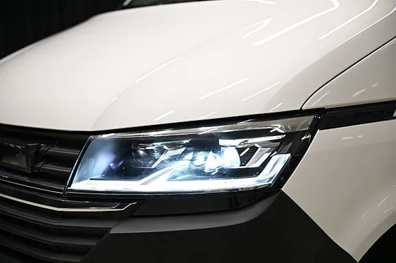 Volkswagen Transporter 2021 photo 3