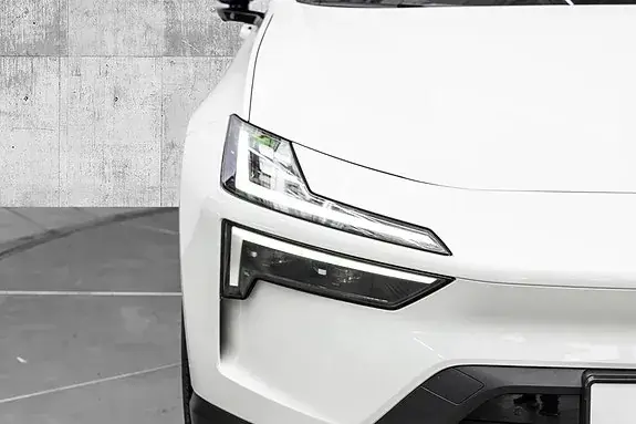 Polestar 4 2025 photo 4