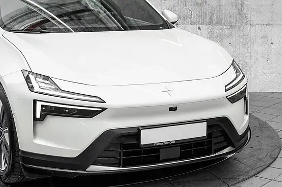 Polestar 4 2025 photo 2