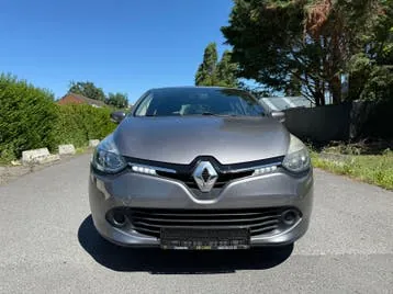 Renault Clio 2015 photo 2