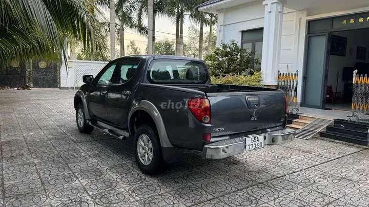Mitsubishi Triton 2009 photo 5