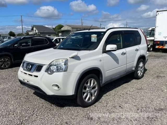 Nissan Xtrail 2013 photo 2