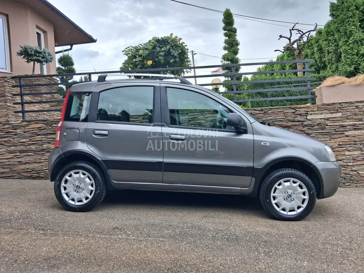 Fiat Panda 2011 photo 2