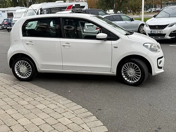 Volkswagen Up 2013 photo 3