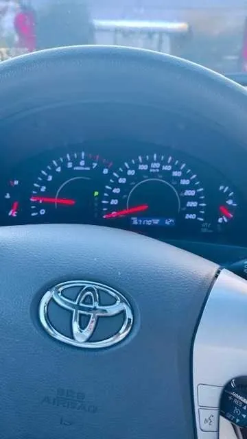 Toyota Camry 2010 photo 2