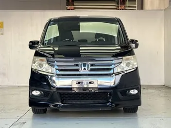 Honda Step Wagon 2013 photo 4