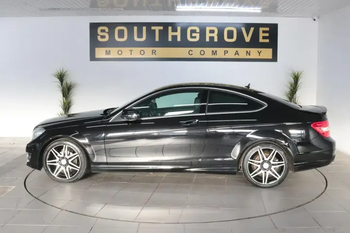 Mercedes-Benz C-Class 2012 photo 4