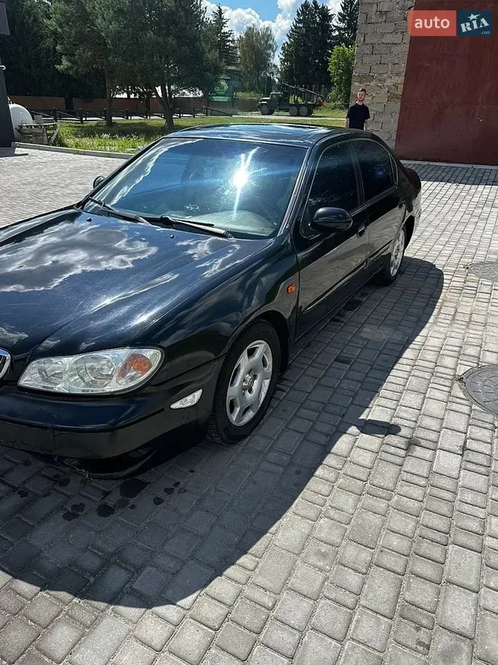 Nissan Cefiro 2004 photo 2