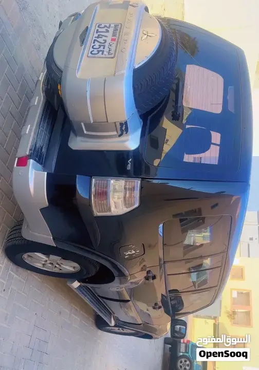 Mitsubishi Pajero 2008 photo 3