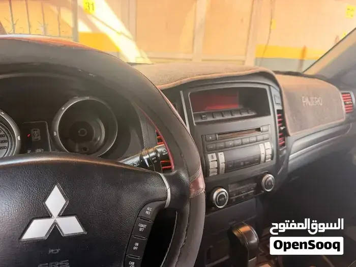 Mitsubishi Pajero 2008 photo 4