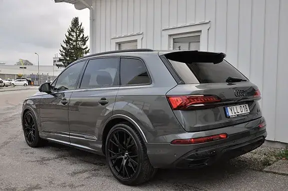 Audi Q7 2020 photo 4