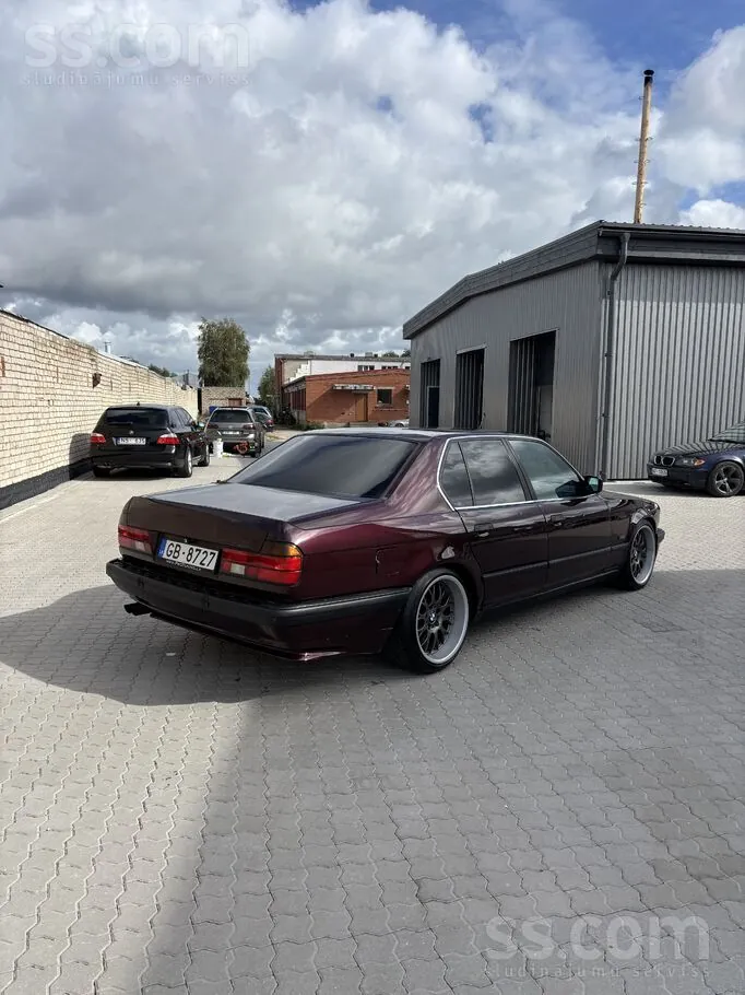 BMW 730I 1993 photo 3