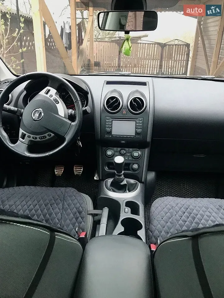 Nissan Qashqai 2012 photo 5