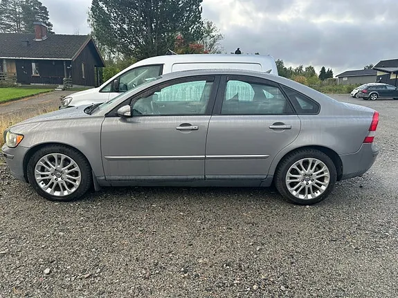 Volvo S40 2004 photo 2