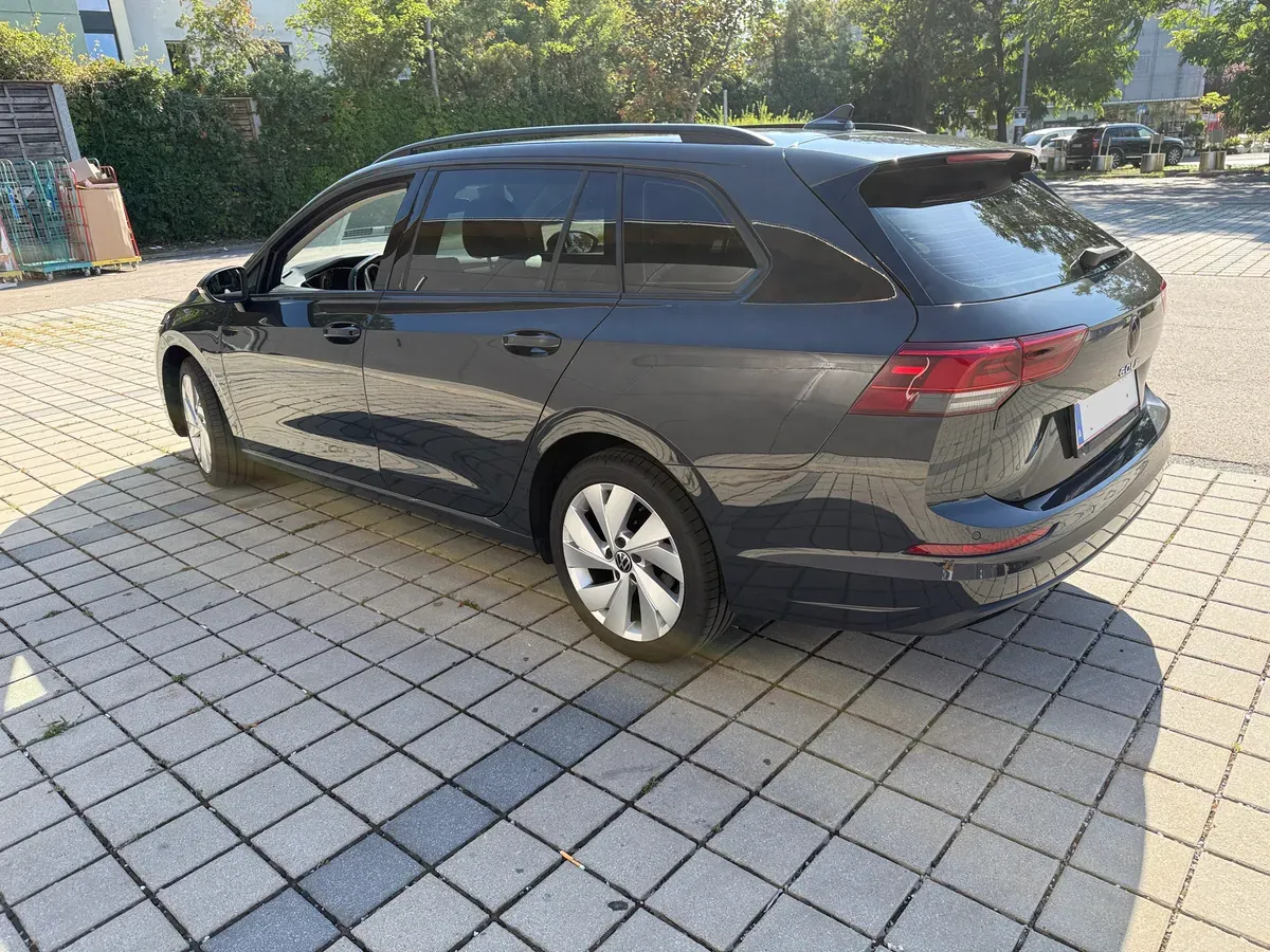 Volkswagen Golf 2022 photo 3