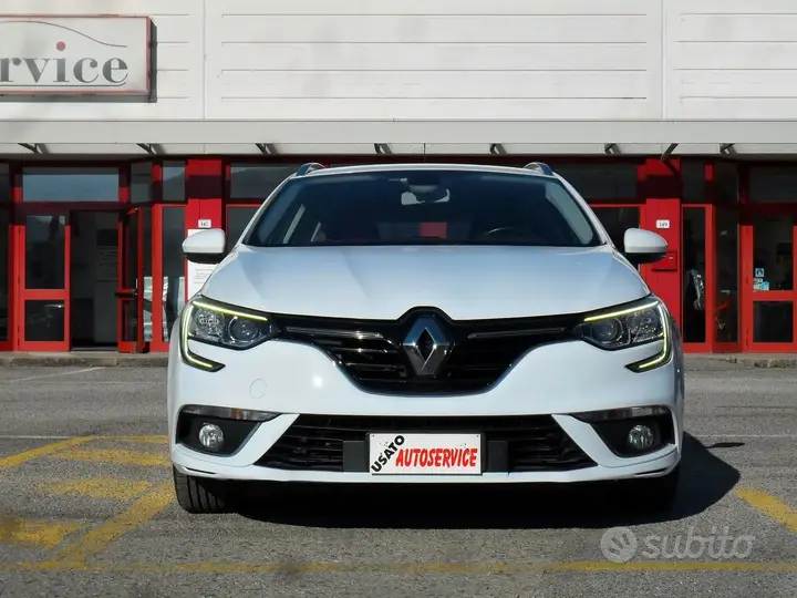 Renault Megane 2019 photo 3