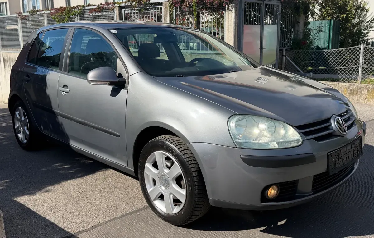 Volkswagen Golf 2006 photo 2