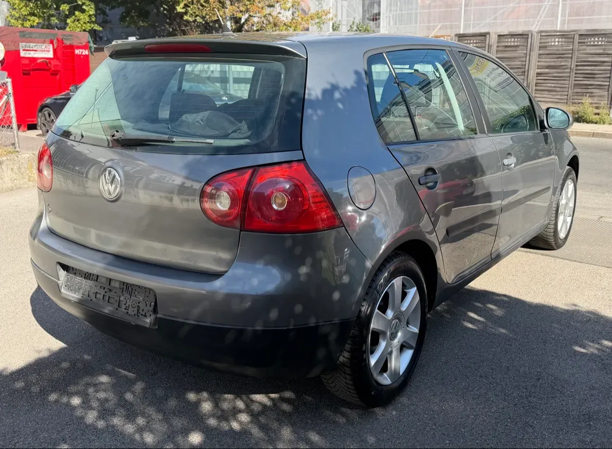 Volkswagen Golf 2006 photo 3