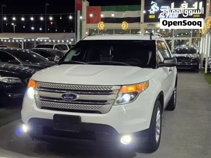 Ford Explorer 2014 photo 2