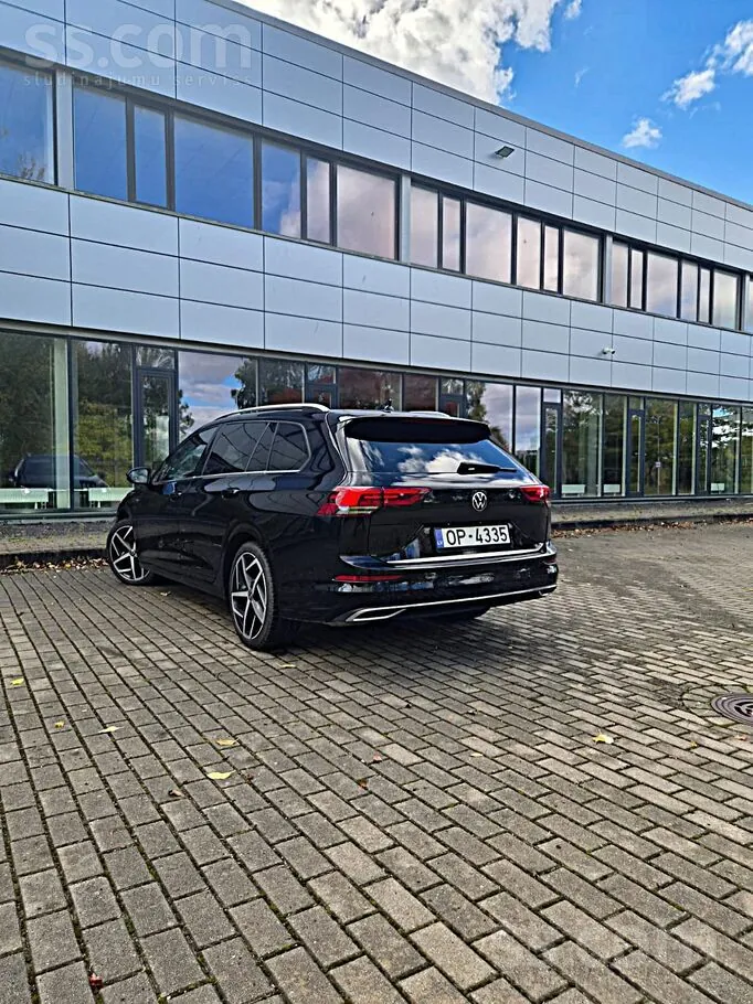 Volkswagen Golf 8 2022 photo 3