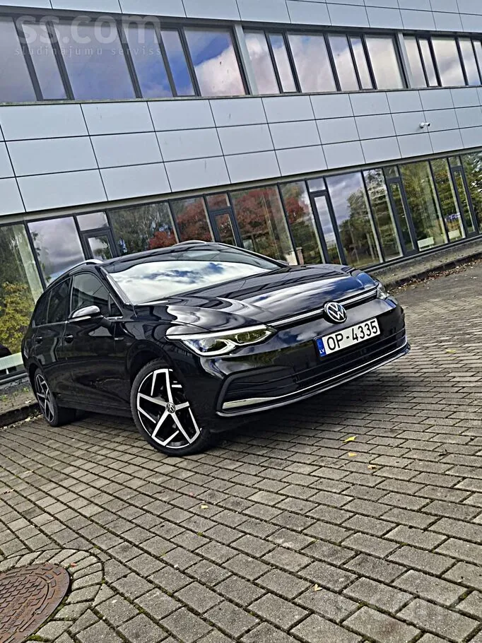 Volkswagen Golf 8