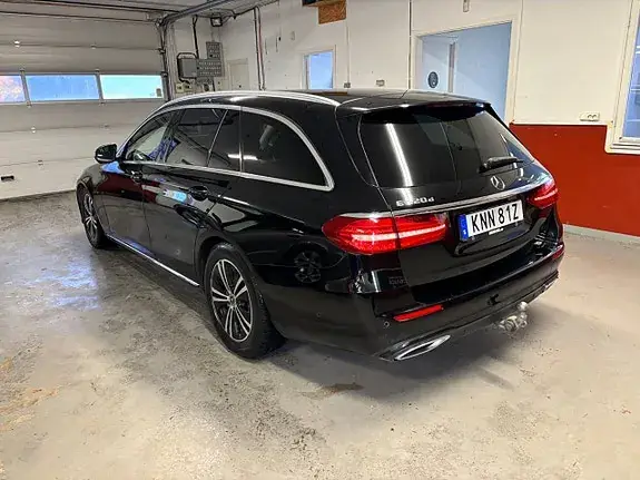 Mercedes-Benz E 220 2019 photo 4
